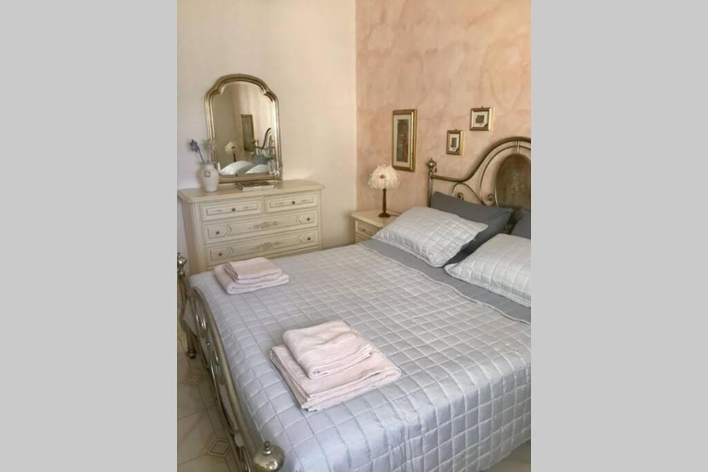 Sweet Apartment Fronte Mare - Livorno Exterior foto